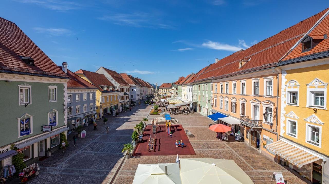 Perfekte Lage! Ganze Wohnung Burgblick Residenz Sankt Veit an der Glan Exterior photo